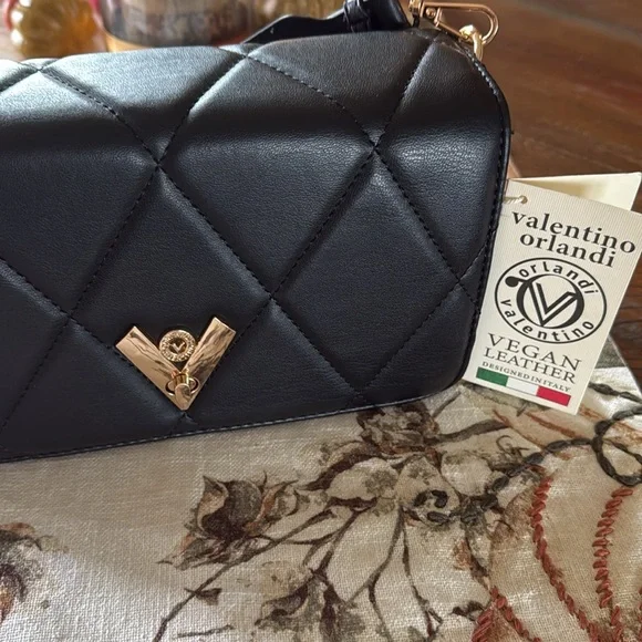 Valentino Orlandi - Picture 2 of 8